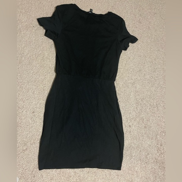 Express Black tie waist short sleeve dress size XS - Picture 4 of 7